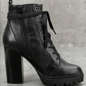 Steve Madden “Laurie”Black Leather combat Boots (Women’s Size 10)